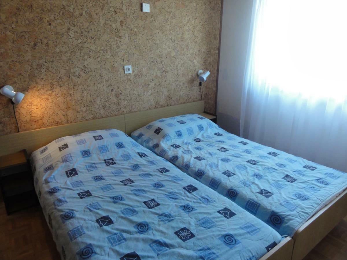 Nice And Cozy Apartment Ferry In Medulin Exterior foto